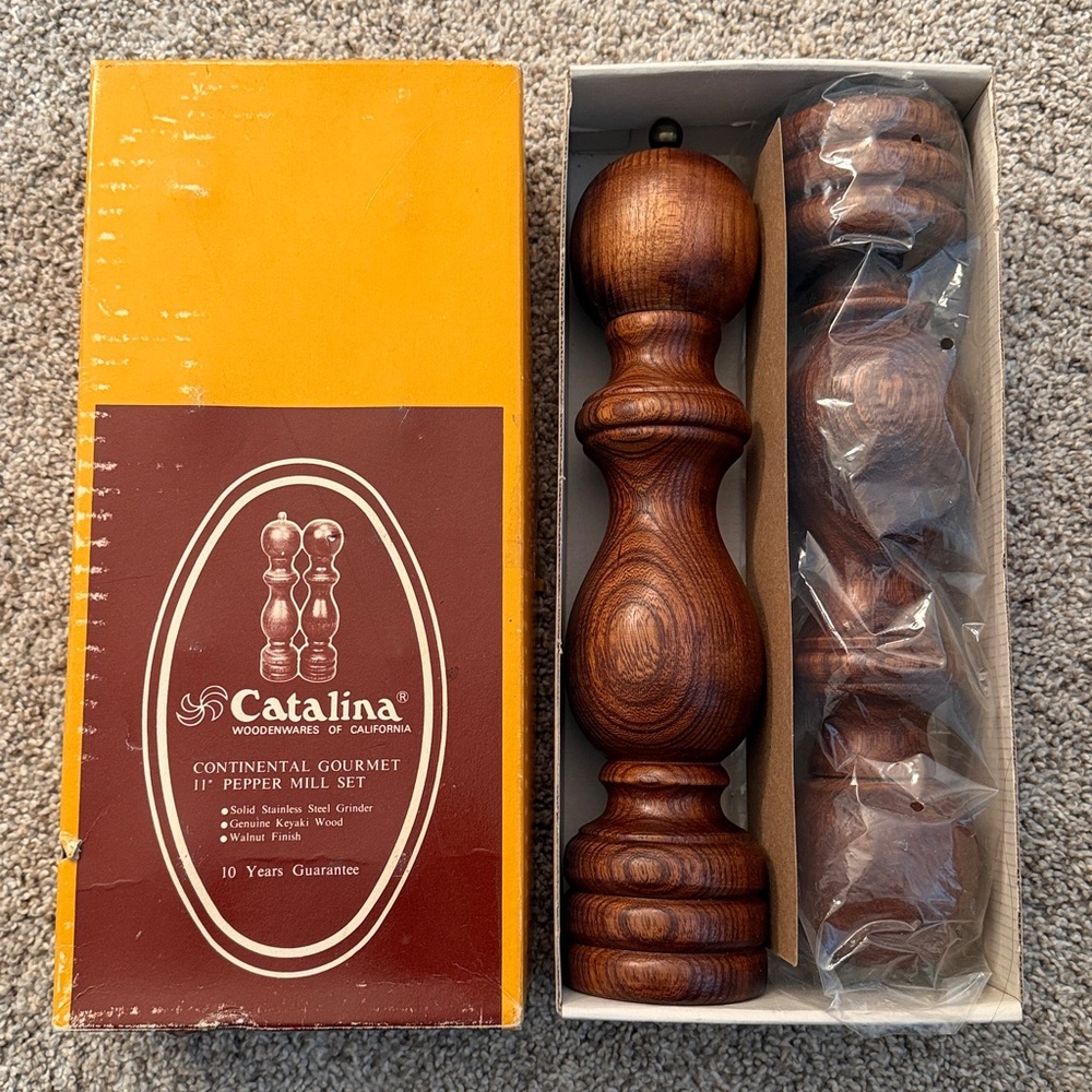 New! Vintage Catalina 11” Pepper Mill Set